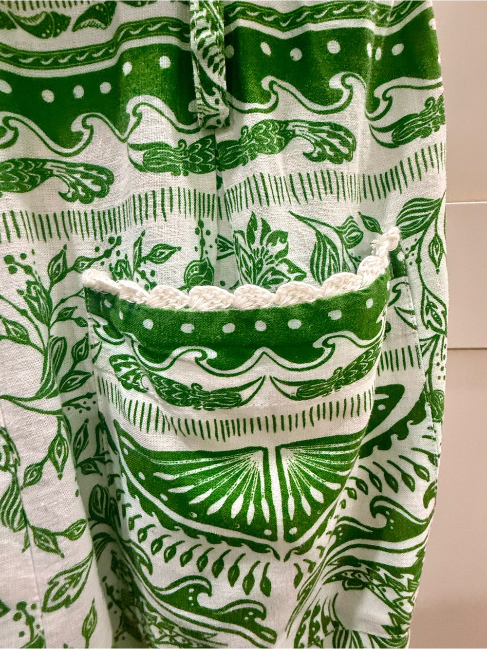 FARM Rio Green & White Tropical Print Jumpsuit — Size M - Picture 5 of 9
